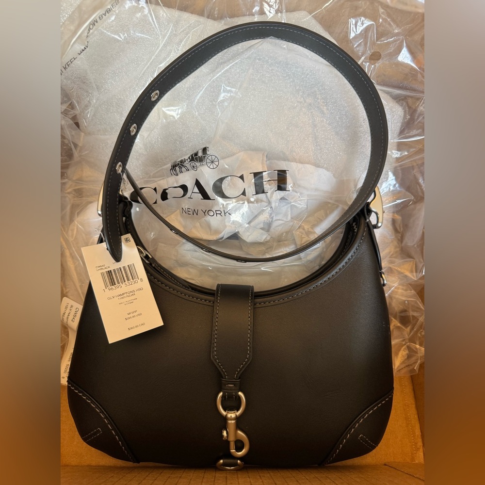 Brand new Coach Hamptons hobo all leather black